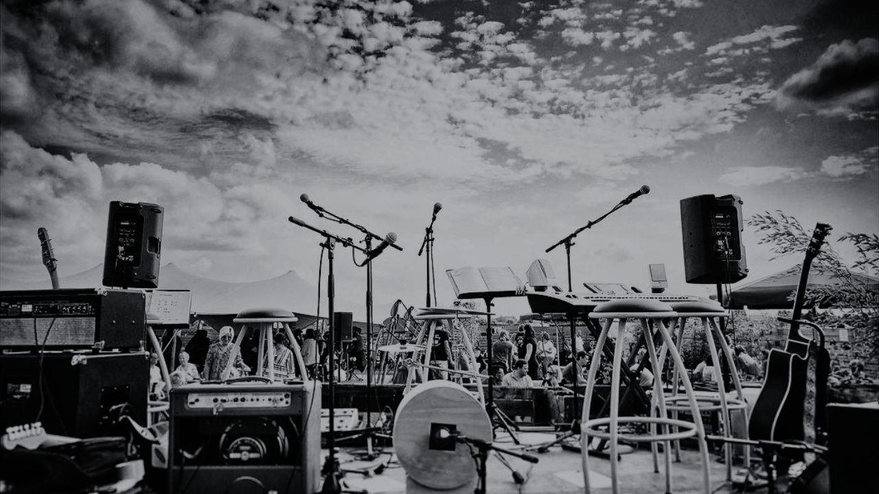 Akoestische optreden van The Black Men